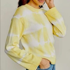 NWOT Elizabeth and James Yellow and White Sweater 100% Cotton
